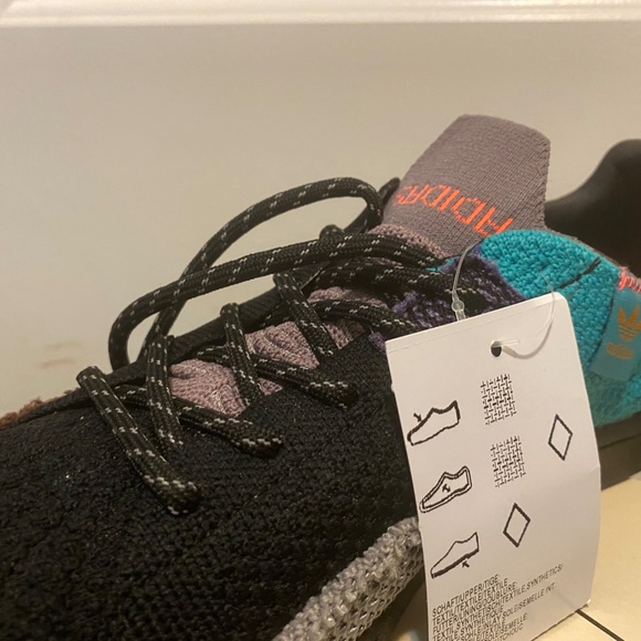 Adidas Pharrell Williams Superstar Shoes - Picture 3 of 13